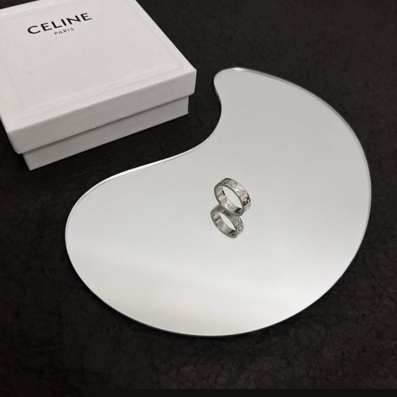 Ce**e rings